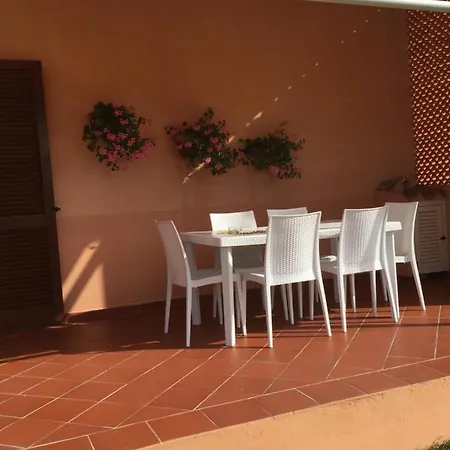 La Casa Sotto La Torre Villa Chia Exterior photo