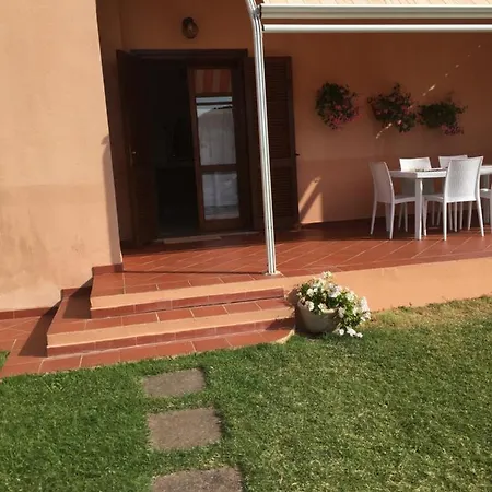 La Casa Sotto La Torre Villa Chia Exterior photo